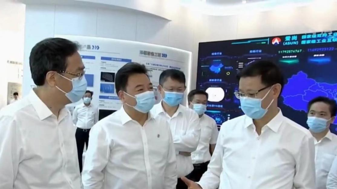 江苏省委副书记、省长许昆林调查bb贝博艾弗森官方网站科技