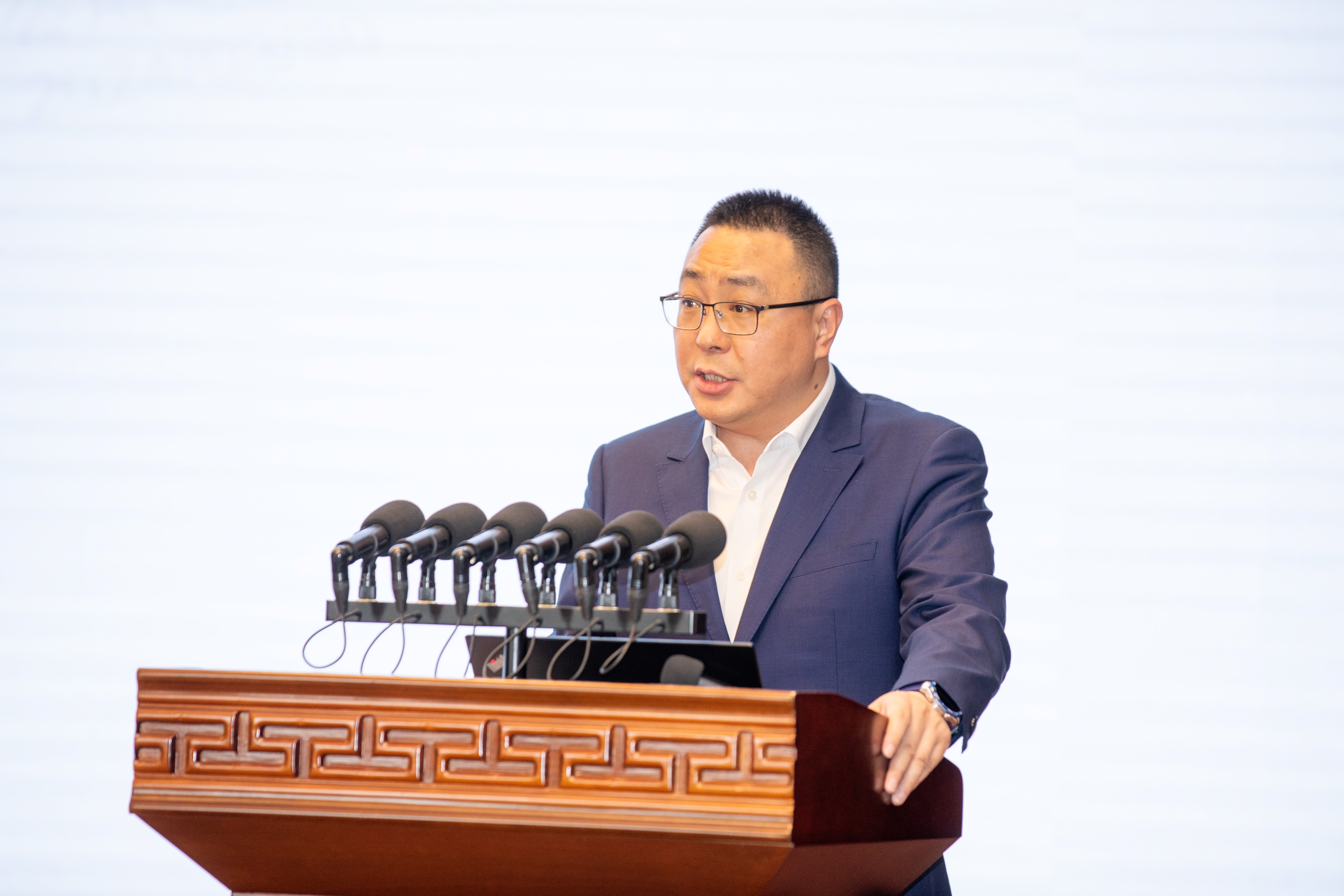 中国·Bb艾弗森(ballbet贝博)有限公司-官方网站